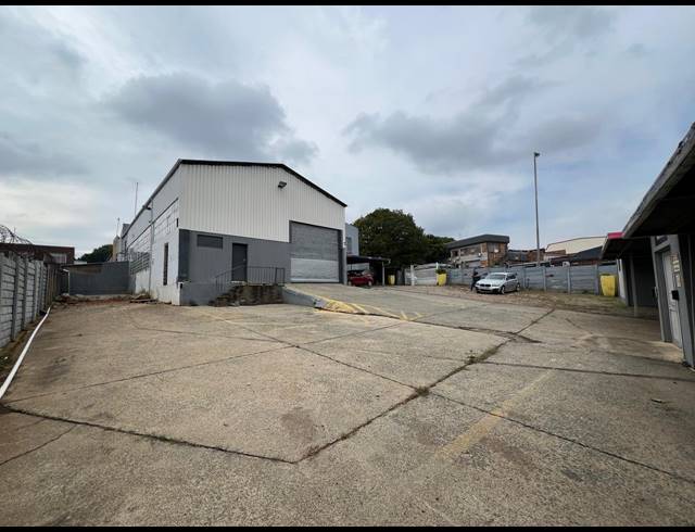 1,003M² WAREHOUSE TO LET IN STRIJDOMPARK